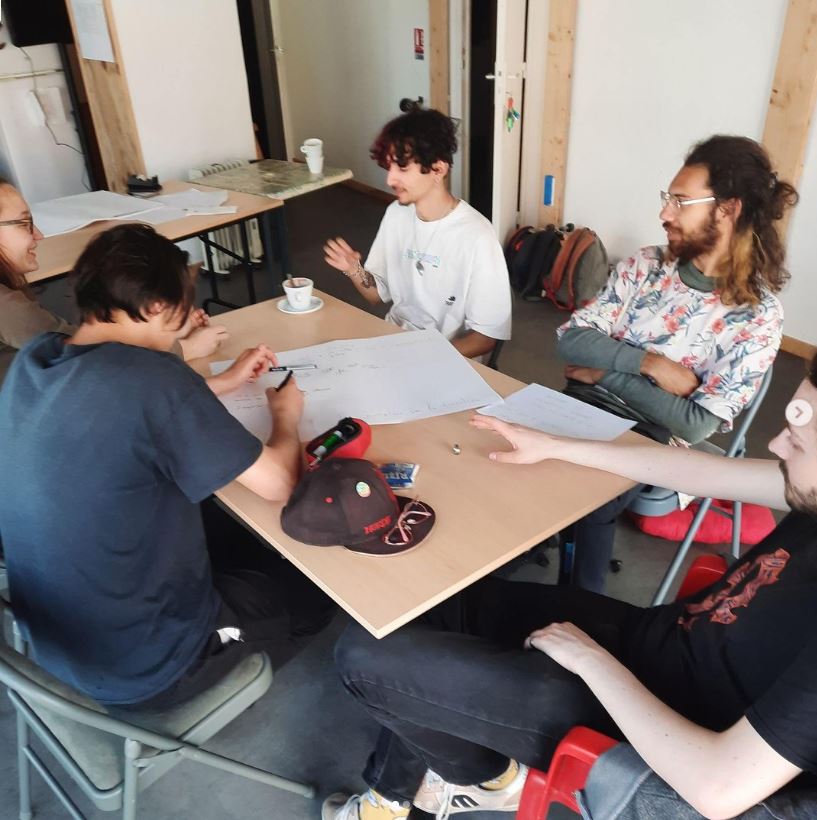 Collage « Les parcours faire » par Vie.